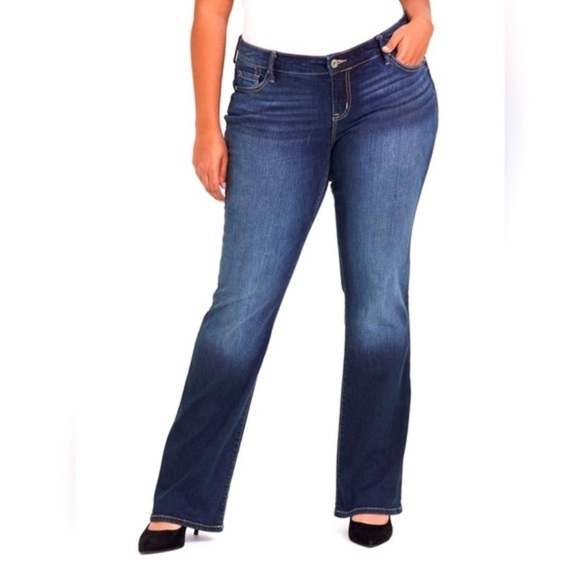 NWT Torrid Dark Wash Relaxed Bootcut Bayou Jeans  size 20 Short - Picture 3 of 13